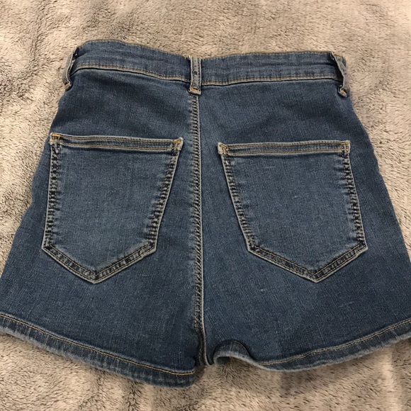 Topshop Petite Joni Short - Picture 2 of 3